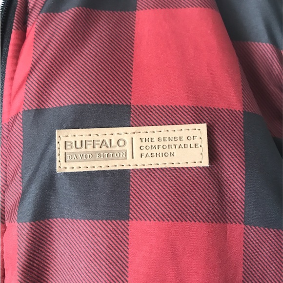 David Bitton checkered Sherpa reversible vest youth/childrens size 7/8 - Picture 4 of 5